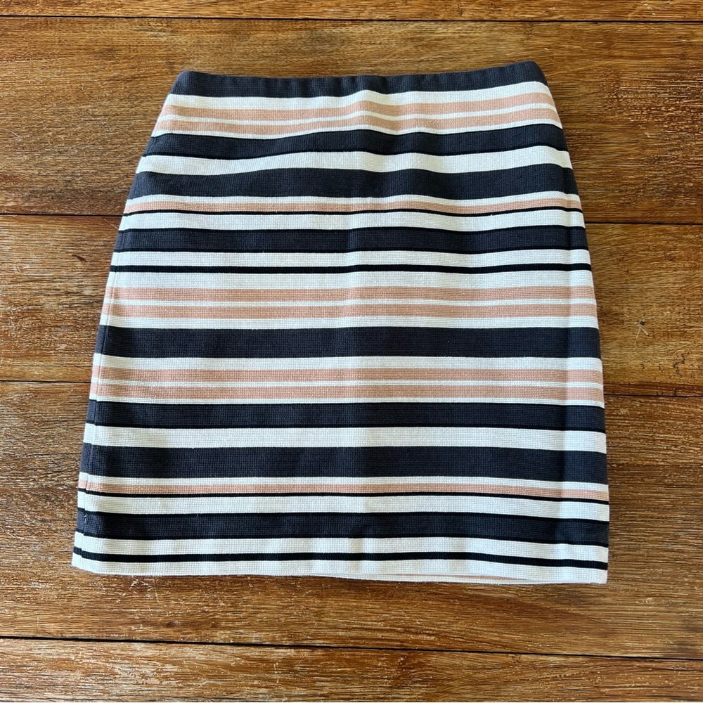 Ann Taylor Loft Women’s Peach Cream Black Gray Striped Lined Skirt Size 0